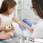 Παιδική τροφική αλλεργία: τι χρειάζεται να γνωρίζουν οι γονείς